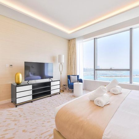 Ultra Luxury Palm Tower With Shared Hotel Facilities Dubai Exterior foto