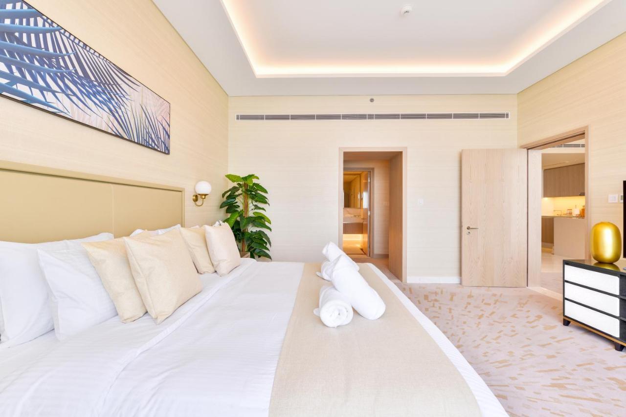 Ultra Luxury Palm Tower With Shared Hotel Facilities Dubai Exterior foto