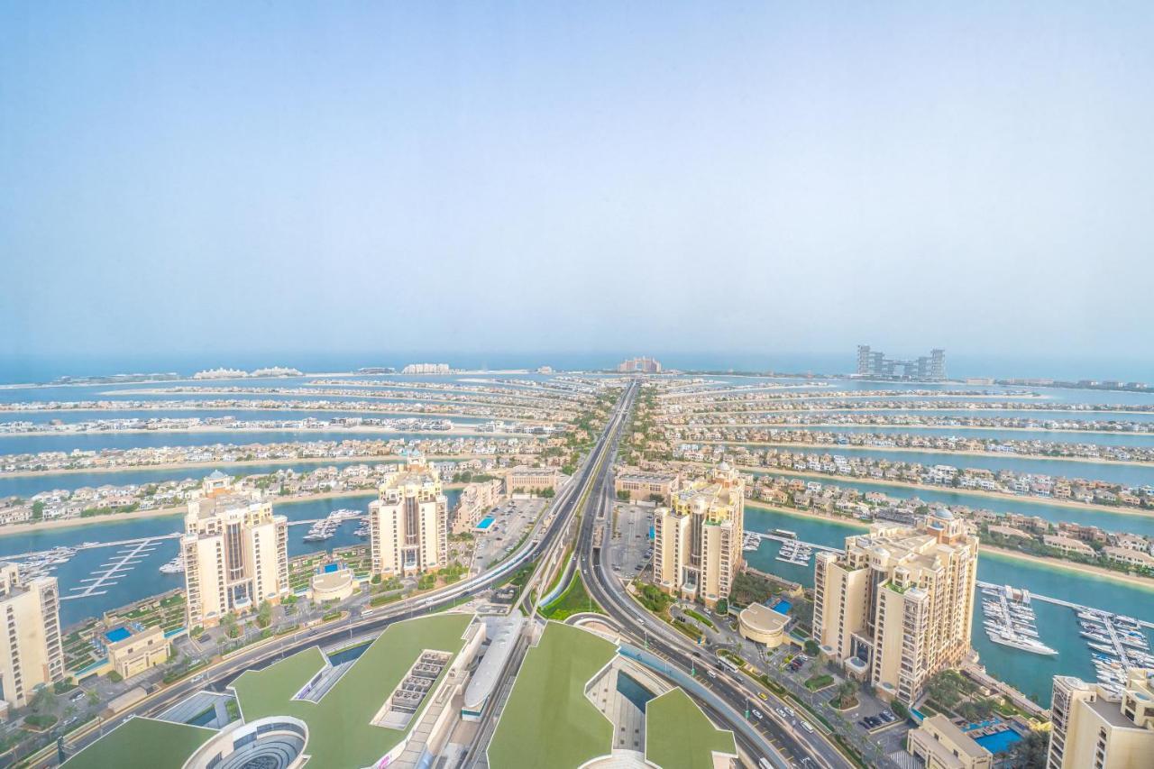 Ultra Luxury Palm Tower With Shared Hotel Facilities Dubai Exterior foto